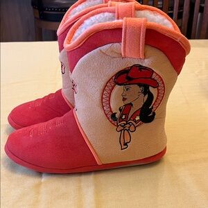 Cowgirl Embroidered Red and Tan Slippers size 8 - 8.5